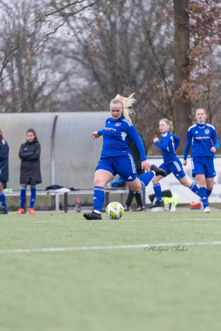 Bild 328 - F SSC Hagen Ahrensburg - SV Frisia Risum-Lindholm : Ergebnis: 1:2